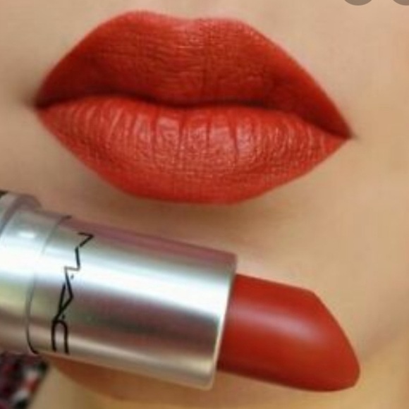 🍭🐈‍⬛Chili Mac Matte Lipstick - Picture 2 of 10